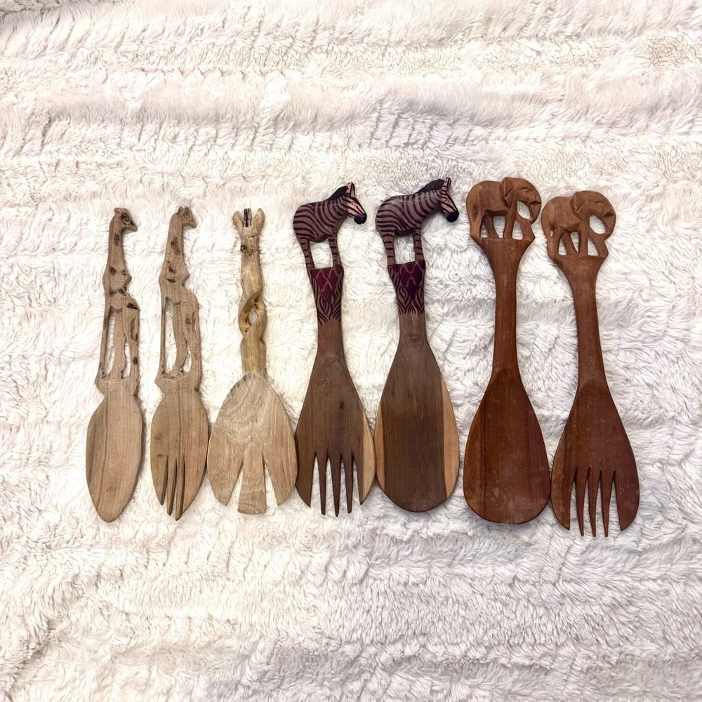Handcrafted Wooden Animal Utensil Set of 8 safari animals beautiful Tanzanian